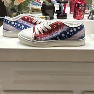 Sneakers Red White and Blue